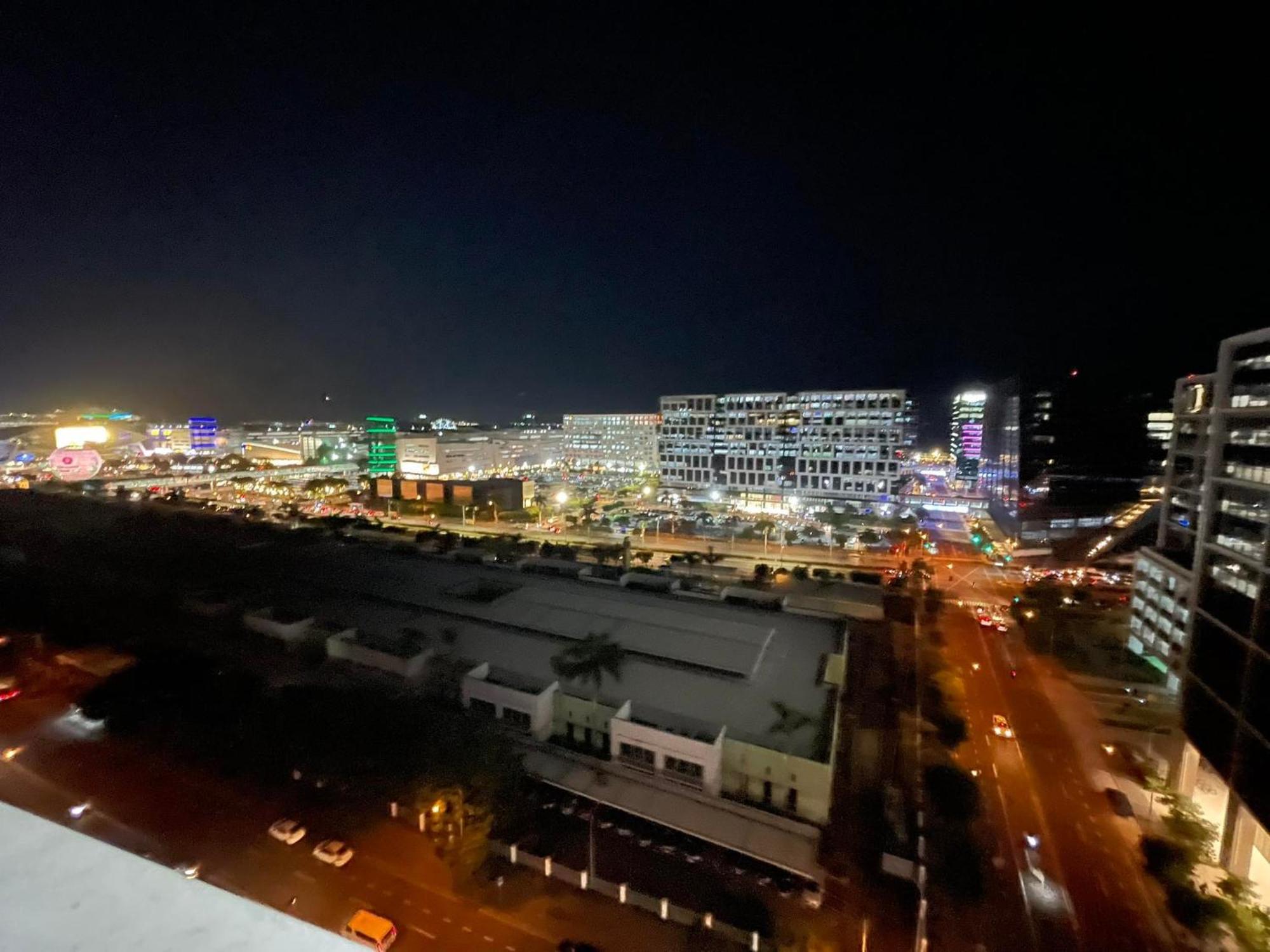 Shore Residences, Mall Of Asia Complex Stays By Pbyy Manila Exteriér fotografie